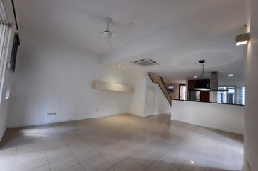 Desa ParkCity (Adora)