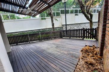 Desa ParkCity (Adora)