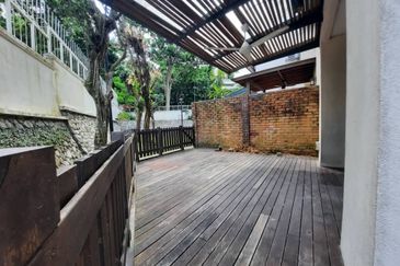 Desa ParkCity (Adora)