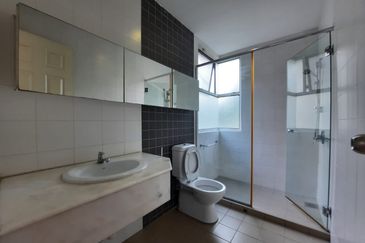 Desa ParkCity (Adora)