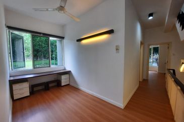 Desa ParkCity (Adora)