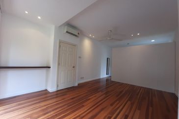 Desa ParkCity (Adora)