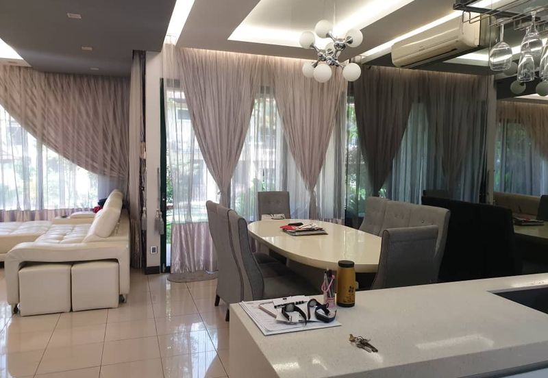 Desa ParkCity (Nadia Parkhomes)