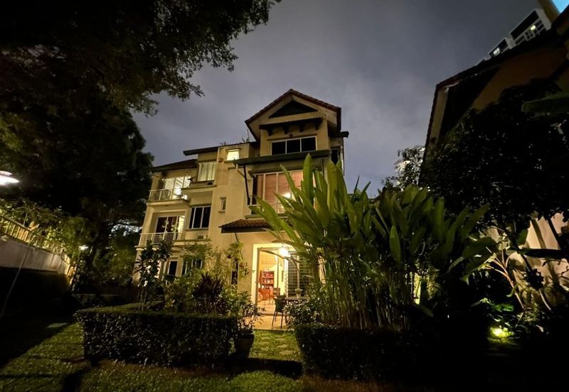 Desa ParkCity (Adora)