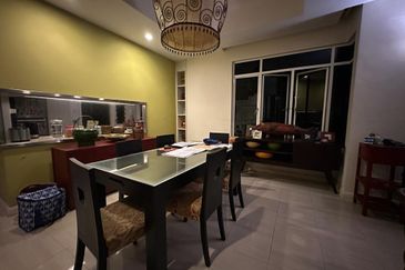 Desa ParkCity (Adora)