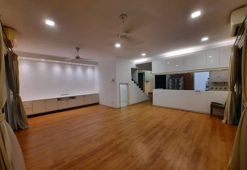 Desa ParkCity (Adiva)