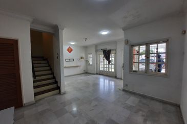 Bandar Sri Damansara (SD10) For Sale