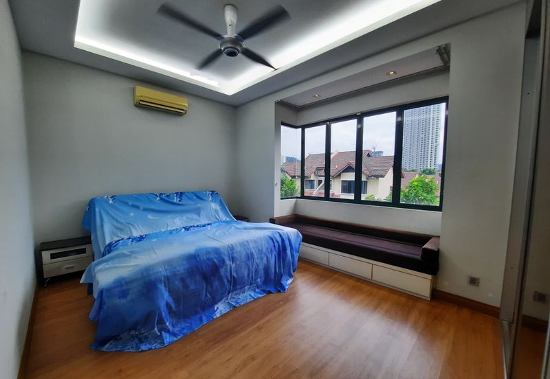 Desa ParkCity (Nadia Parkhomes)