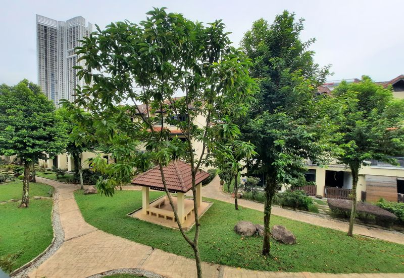 Desa ParkCity (Nadia Parkhomes)