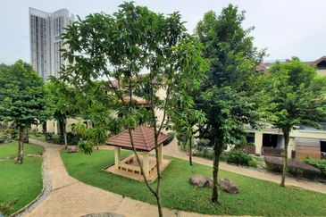 Desa ParkCity (Nadia Parkhomes)