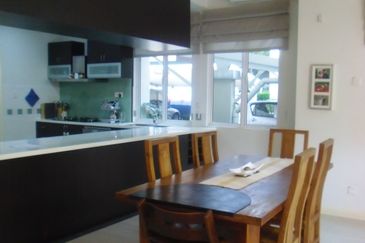 Desa ParkCity (Adora)