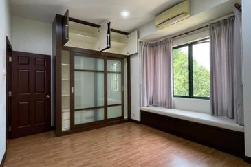 Desa ParkCity (Nadia Parkhomes)