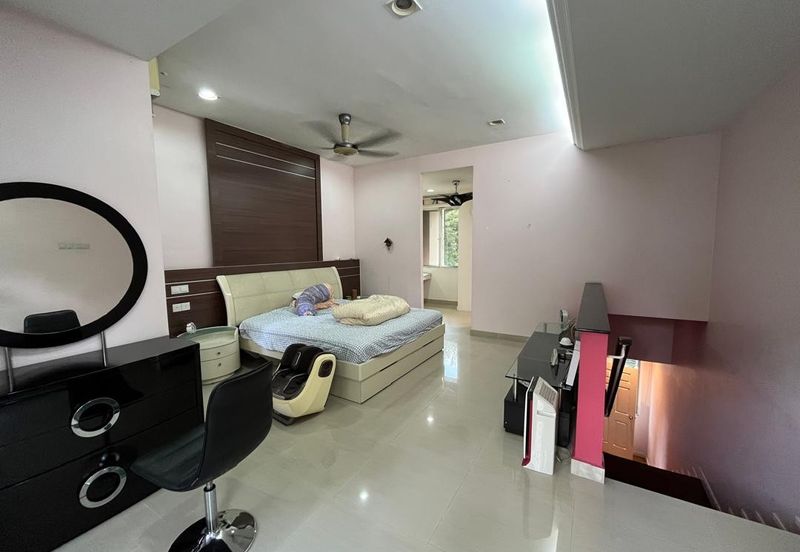 Desa ParkCity (Adora)