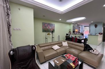 Desa ParkCity (Adora)