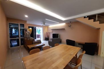 Desa ParkCity (Adiva)