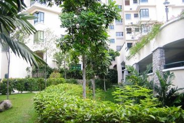 Desa ParkCity (Nadia Parkfront Condominium)