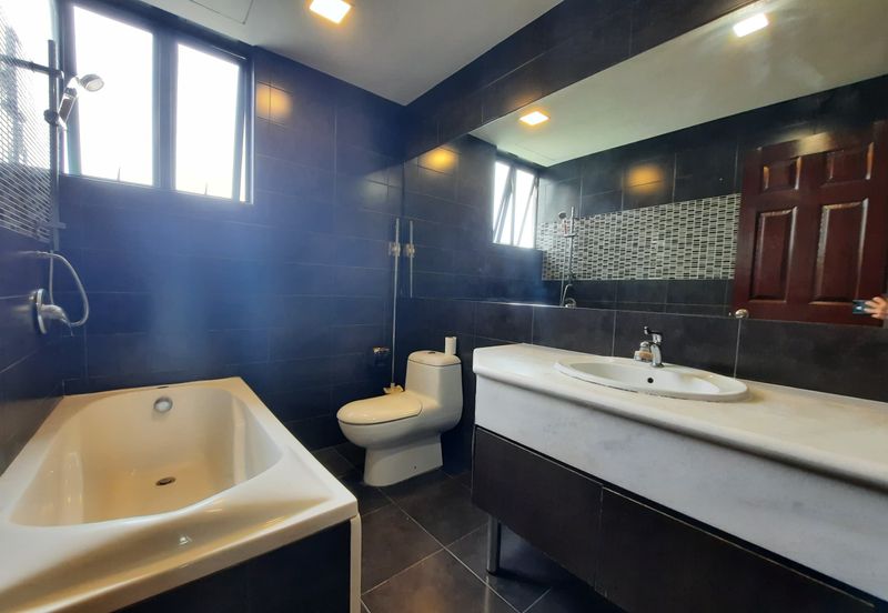 Desa ParkCity (Nadia Parkfront Condominium)