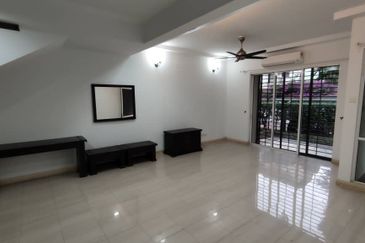 Desa ParkCity (Adiva)