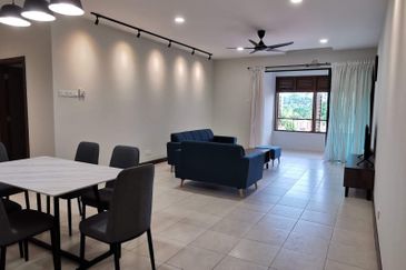 Desa ParkCity (Nadia Parkfront Condominium)