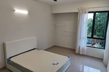 Desa ParkCity (Nadia Parkfront Condominium)