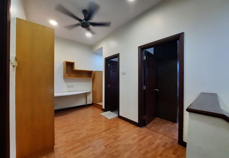 Desa ParkCity (Nadia Parkhomes)