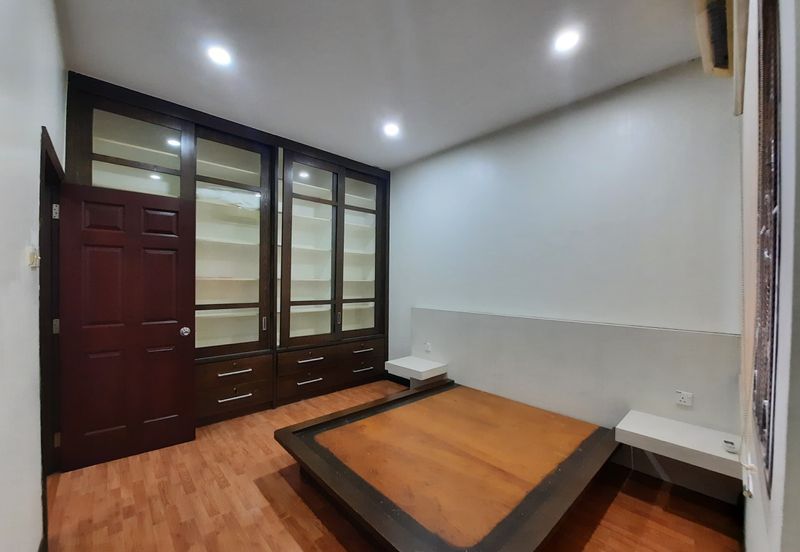 Desa ParkCity (Nadia Parkhomes)