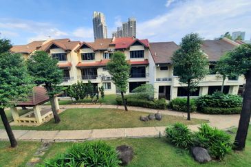 Desa ParkCity (Nadia Parkhomes)