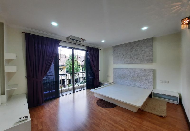 Desa ParkCity (Nadia Parkhomes)