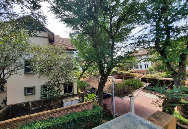 Desa ParkCity (Adora)