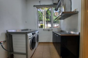 Desa ParkCity (Adora)