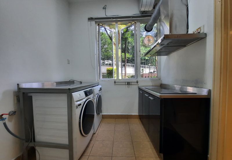 Desa ParkCity (Adora)