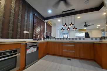 Desa ParkCity (Adora)