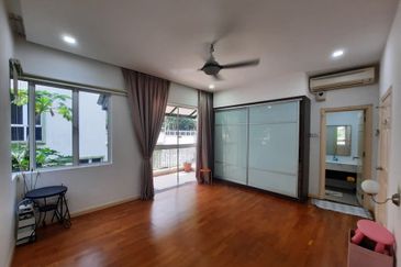 Desa ParkCity (Adora)