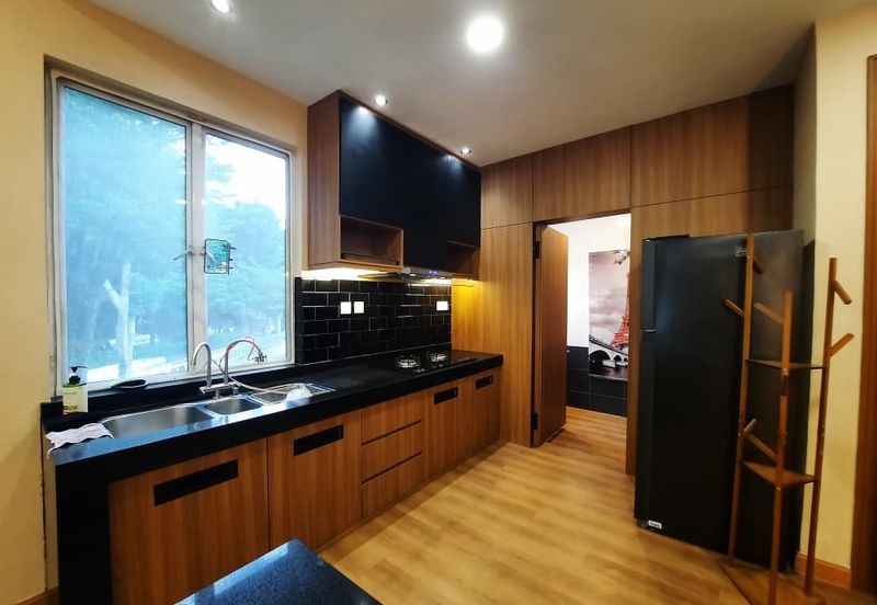 Desa ParkCity (Adora)