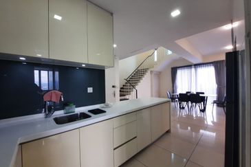 Desa ParkCity (The Breezeway Garden Condo)