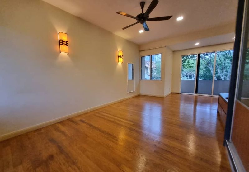 Desa ParkCity (Adora)