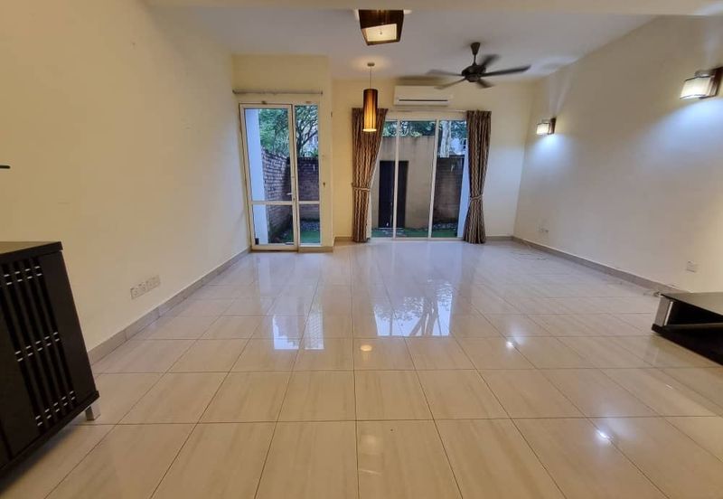 Desa ParkCity (Adora)