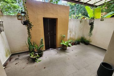 Desa ParkCity (Adora)