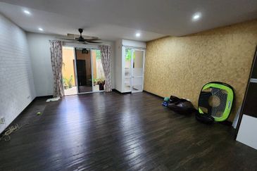 Desa ParkCity (Adora)