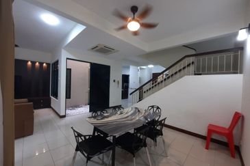 Desa ParkCity (Nadia Parkhomes)