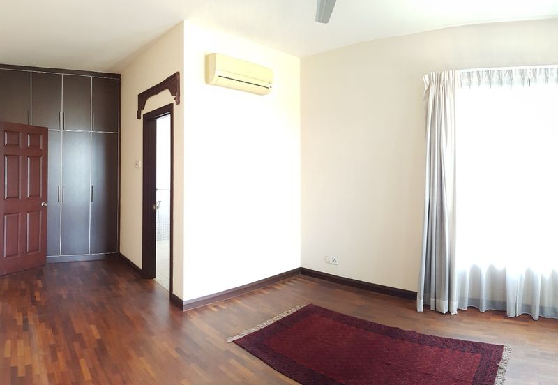 Desa ParkCity (Nadia Parkfront Condominium)