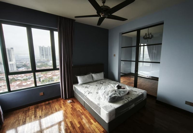 Desa ParkCity (Nadia Parkfront Condominium)