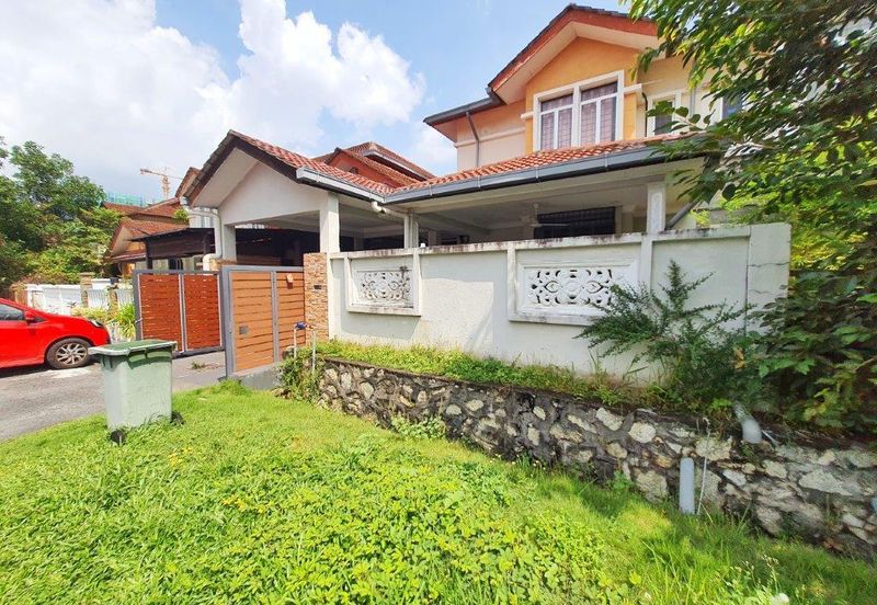 Fully Reno Extended kitchen and living area Dekat surau Double Storey Semi D Cluster Puncak Alam For Sale