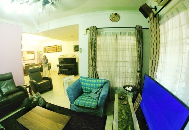 Freehold Dekat sekolah Facing north Renovated unit Double Storey Terrace Jalan Serambi Bukit Jelutong Shah Alam For Sale