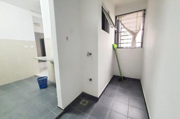 Residensi Laguna Biru 2