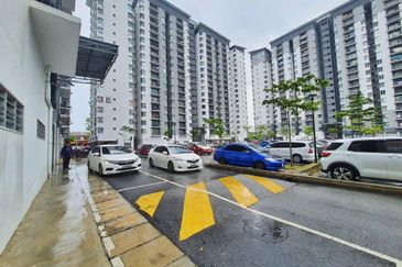 Residensi Laguna Biru 2