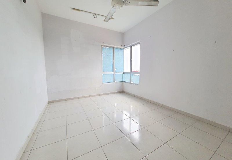 Residensi Laguna Biru 2