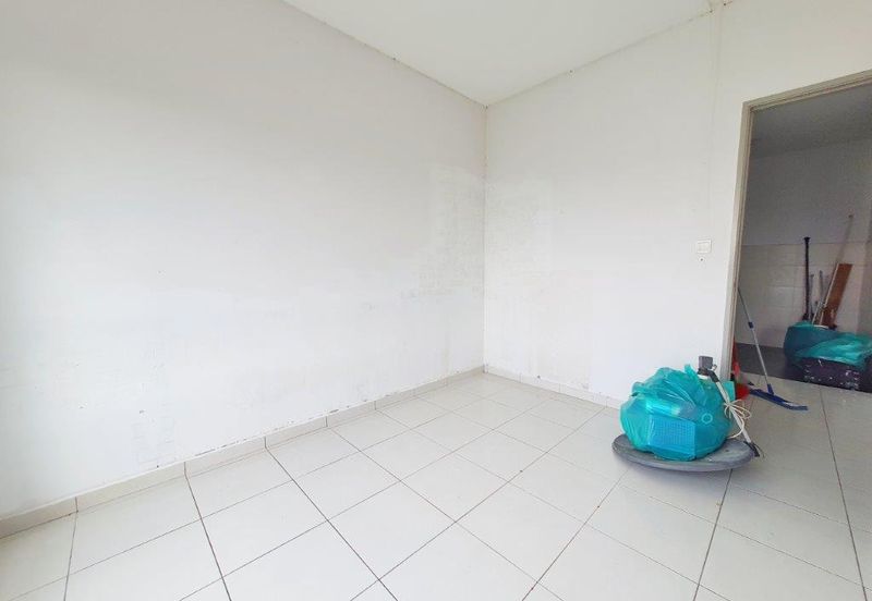 Residensi Laguna Biru 2