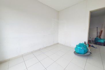 Residensi Laguna Biru 2