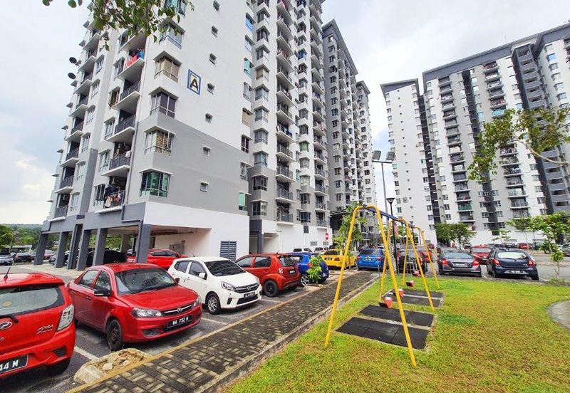 Residensi Laguna Biru 2